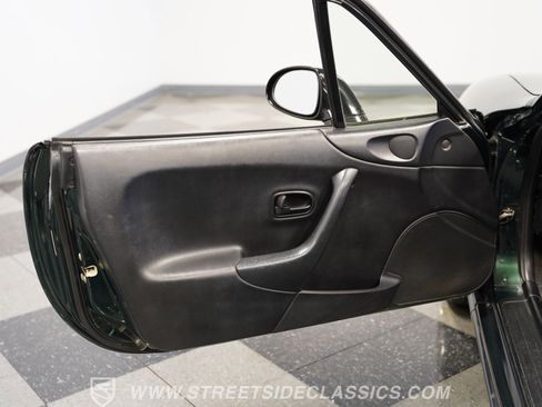 Used 1999 MAZDA MX-5 Miata RWD image 38