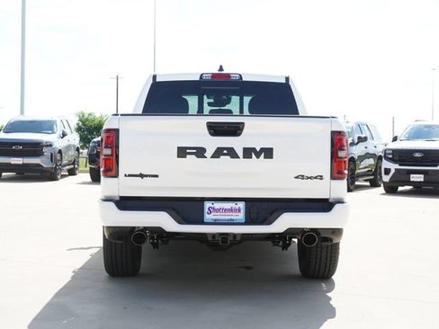New 2026 RAM 1500 4x4 Crew Cab image 8
