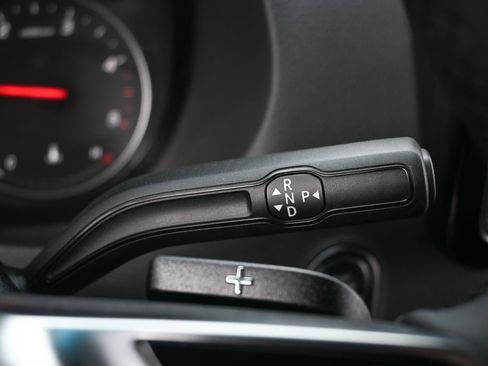 Used 2025 Mercedes-Benz Sprinter 2500 image 16