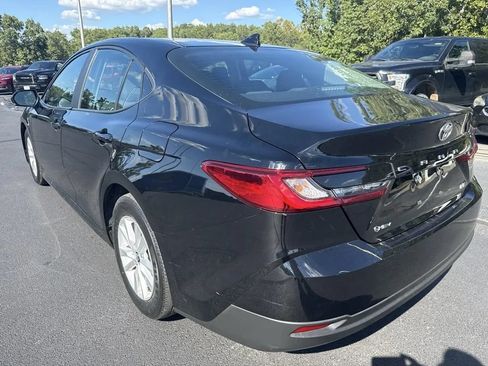 Used 2025 Toyota Camry LE FWD image 2