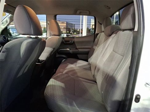 Certified 2022 Toyota Tacoma SR5 image 17