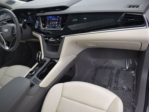 Certified 2023 Cadillac XT6 Premium Luxury w/ LPO, Floor Liner Package AWD/4WD image 35
