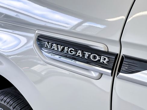 Certified 2023 Lincoln Navigator L Black Label AWD/4WD image 29