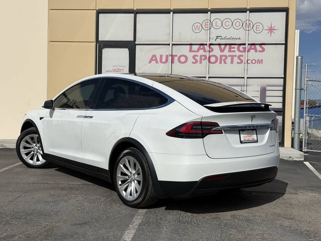 Used 2020 Tesla Model X Performance AWD/4WD image 12