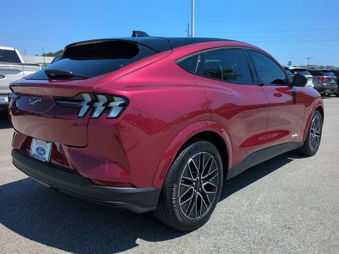 Used 2025 Ford Mustang Mach-E Premium AWD/4WD image 4