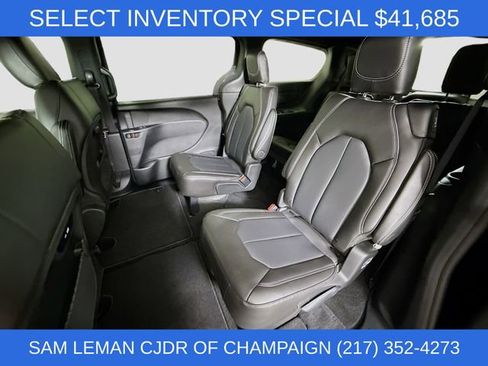 New 2026 Chrysler Pacifica Select w/ S Appearance Package FWD image 23