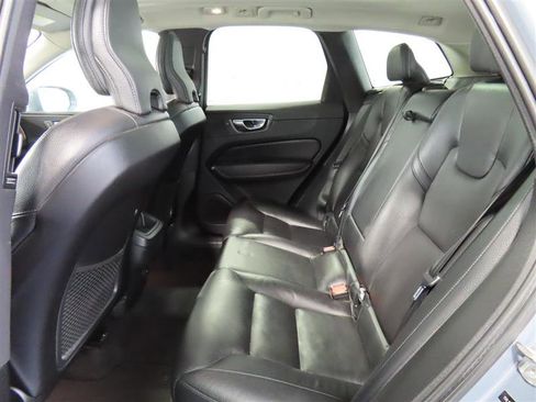 Used 2023 Volvo XC60 B5 Plus AWD/4WD image 24