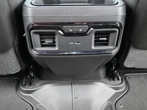 Used 2023 GMC Sierra 1500 AT4X AWD/4WD image 17