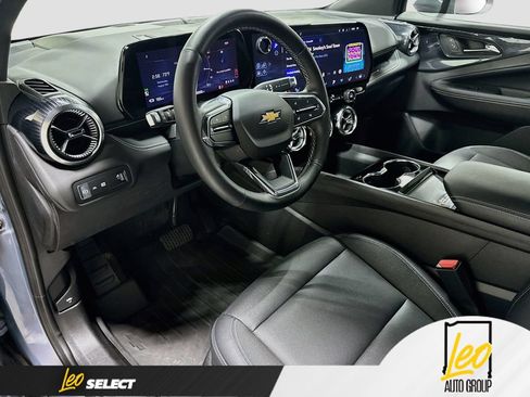 Used 2024 Chevrolet Blazer EV LT AWD/4WD image 12