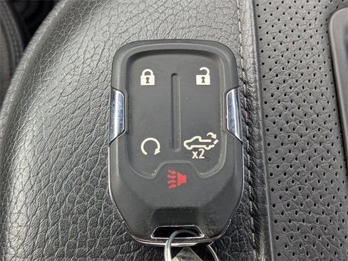 Used 2022 GMC Sierra 2500 Denali image 32