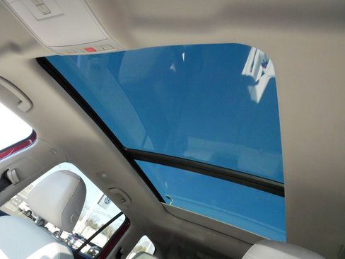 Used 2019 Volkswagen Atlas SE w/ Panoramic Sunroof Package image 31