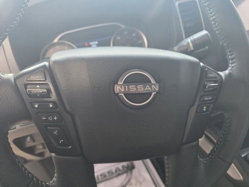 Used 2022 Nissan Frontier SV image 18