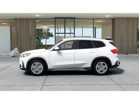 New 2026 BMW X1 xDrive28i AWD/4WD image 5