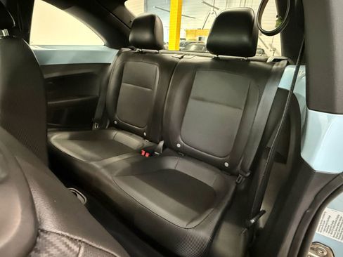 Used 2014 Volkswagen Beetle 2.5 FWD image 16