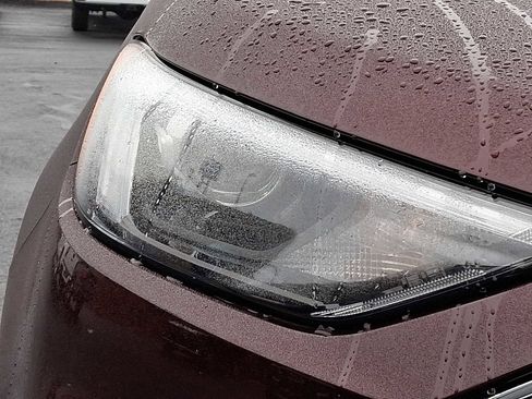 Used 2022 Ford Edge SEL w/ Convenience Package image 10