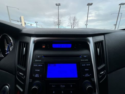 Used 2013 Hyundai Sonata SE image 17