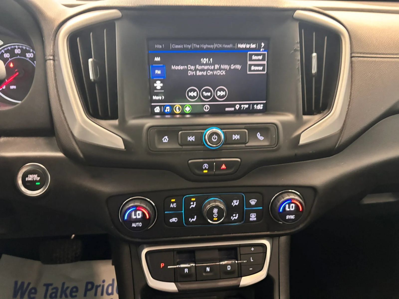 Used 2022 GMC Terrain SLE w/ Driver Convenience Package FWD image 40