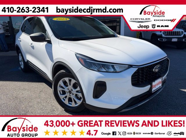 Used 2024 Ford Escape Active w/ Cold Weather Package FWD image 1