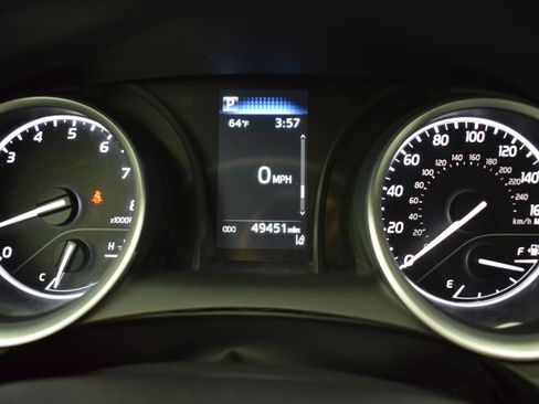 Used 2024 Toyota Camry LE image 16