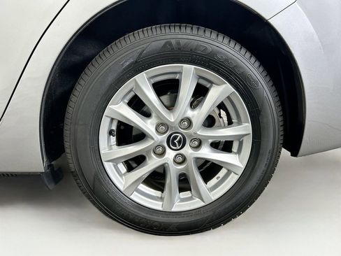 Used 2016 MAZDA MAZDA3 i Touring image 29