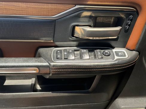Used 2019 RAM 3500 Limited AWD/4WD image 29