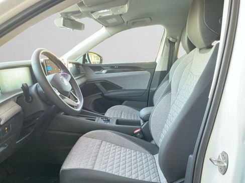 New 2025 Volkswagen Tiguan S image 9