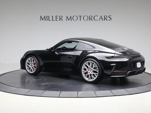 Used 2025 Porsche 911 Carrera GTS image 4