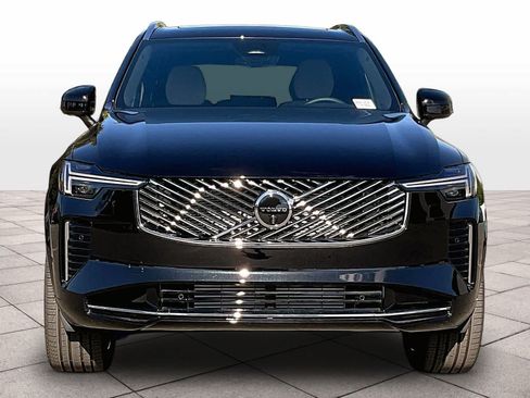 New 2026 Volvo XC90 T8 Plus w/ Protection Package AWD/4WD image 5