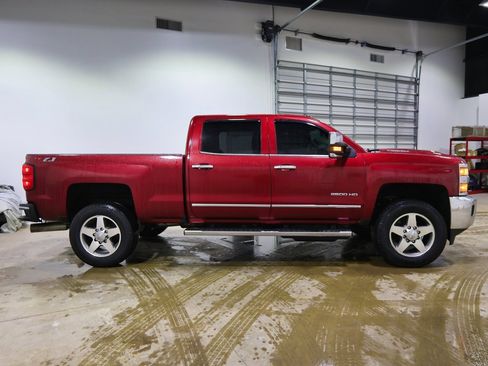 Used 2018 Chevrolet Silverado 2500 LTZ w/ Duramax Plus Package image 2