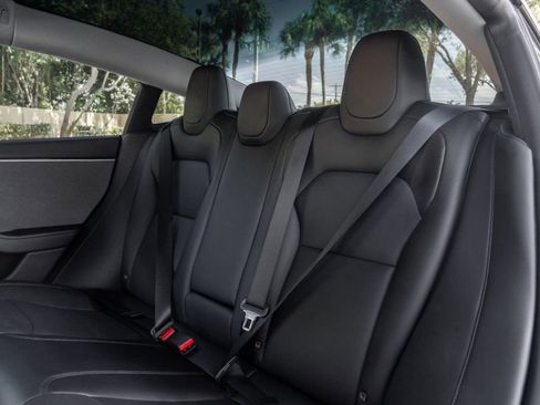 Used 2025 Tesla Model 3 Long Range RWD image 21