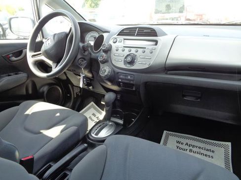 Used 2010 Honda Fit image 10
