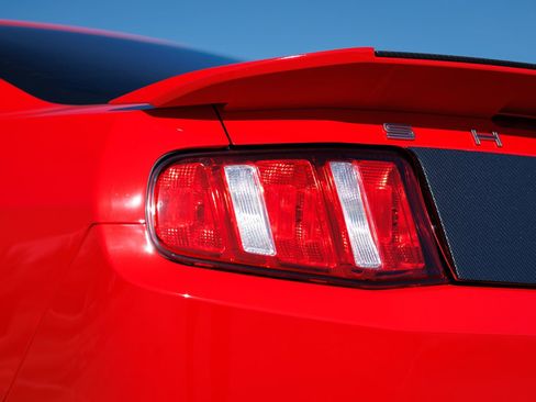 Used 2012 Ford Mustang Shelby GT500 w/ Electronics Pkg RWD image 26