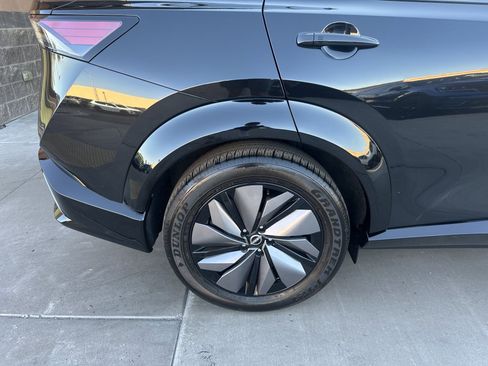 Used 2024 Nissan Ariya FWD image 13