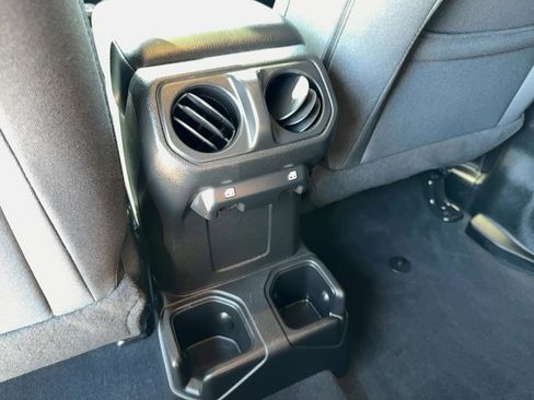 Used 2024 Jeep Wrangler Sport image 13