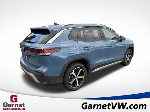 New 2025 Volkswagen Tiguan SE image 5