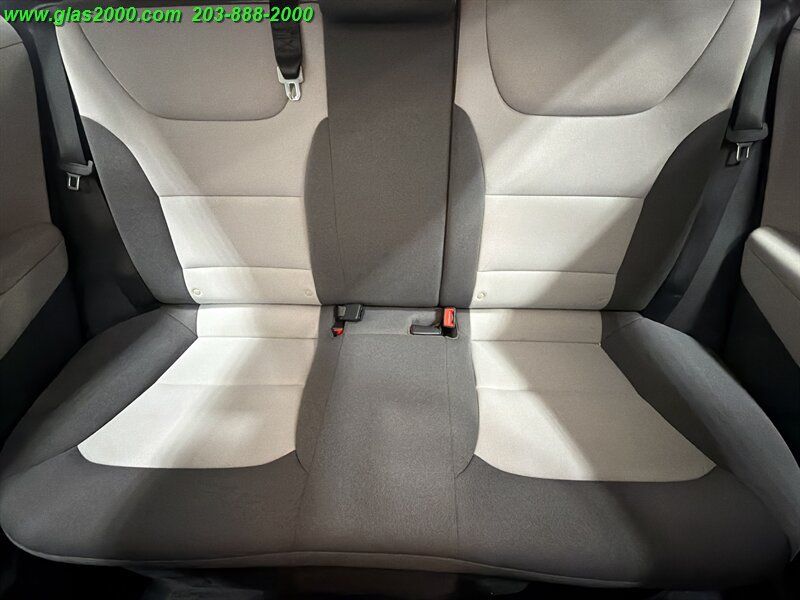 Used 2020 Hyundai Ioniq Blue FWD image 31