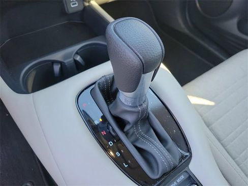 Certified 2025 Honda HR-V LX image 30