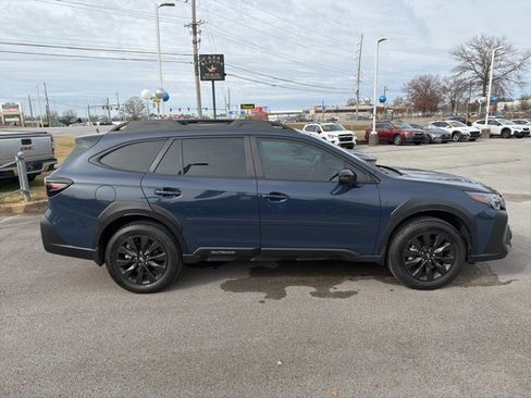 Used 2025 Subaru Outback Onyx Edition w/ Popular Package #2 image 7