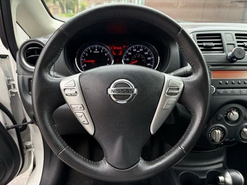 Used 2014 Nissan Versa Note SV image 15