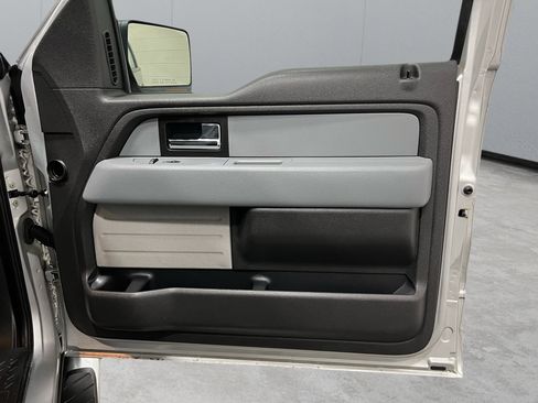 Used 2014 Ford F150 XLT w/ Equipment Group 302A Luxury image 20