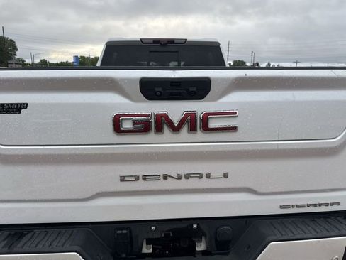 Used 2021 GMC Sierra 2500 Denali w/ Denali Ultimate Package AWD/4WD image 9