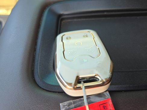 Used 2015 GMC Yukon XL SLT w/ Open Road Package image 38