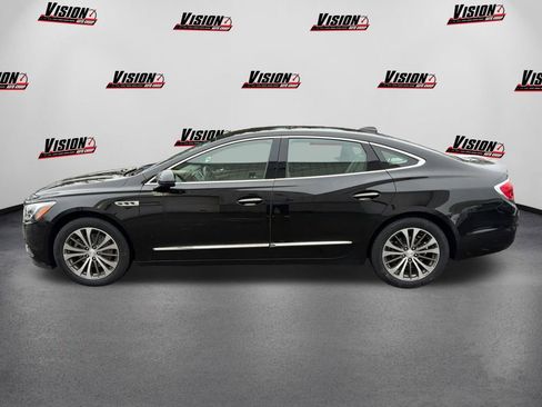 Used 2017 Buick LaCrosse Preferred image 8