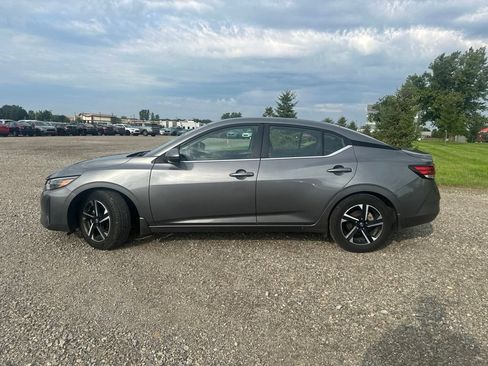 Used 2025 Nissan Sentra SV w/ All-Weather Package FWD image 7