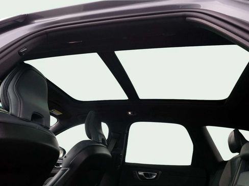 Used 2020 Volvo XC60 T5 R-Design w/ Protection Package Premier AWD/4WD image 20