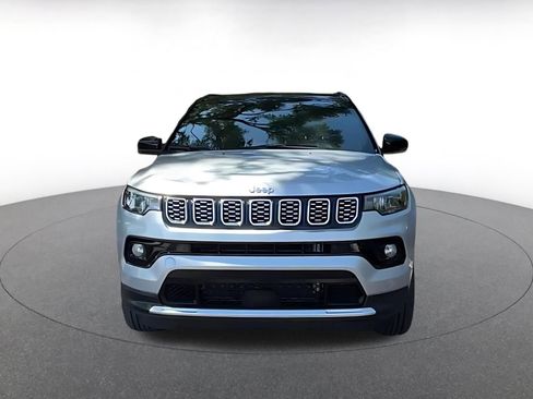 Used 2025 Jeep Compass Limited AWD/4WD image 3