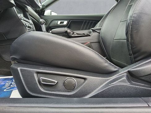 Used 2019 Ford Mustang Premium image 16