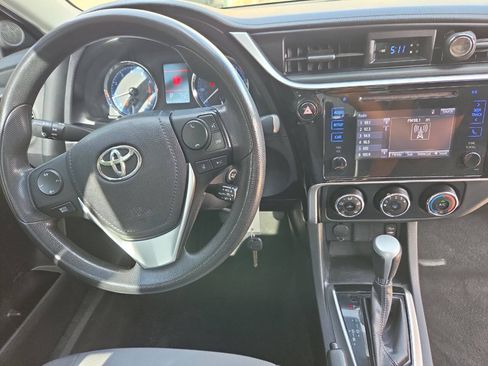 Used 2017 Toyota Corolla XLE FWD image 23