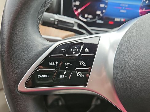 Used 2024 Mercedes-Benz C 300 Sedan image 24
