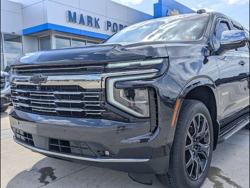 Used 2025 Chevrolet Tahoe Premier w/ Sun And Tow Package image 12